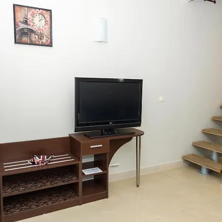 Garden Luxurios A9 *